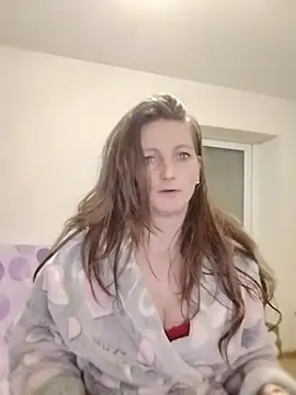 CrazyMaya39 online show from May 19, 2026, 9:10 pm