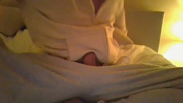 Snapshot of Brandonn1989amateur chatting on November 25, 2025, 7:03 pm Brandonn1989amateur online show from November 25, 2025, 7:03 pm