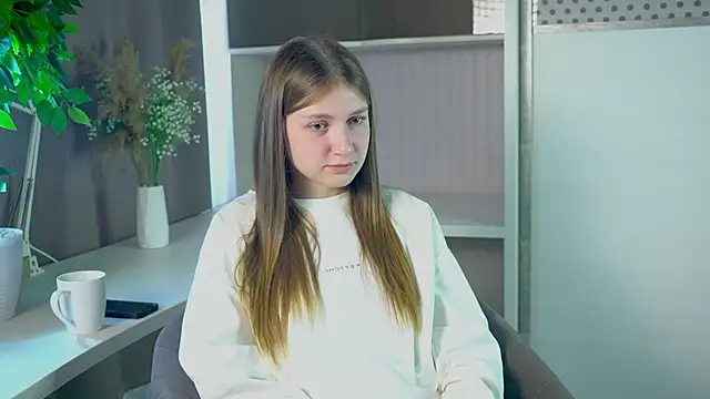 Snapshot of LesaFeldker chatting on November 20, 2025, 3:39 am LesaFeldker online show from November 20, 2025, 3:39 am