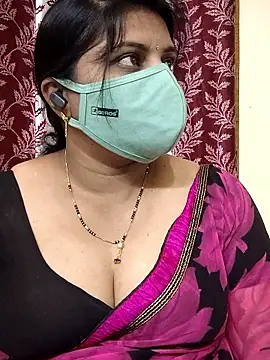 Snapshot of Indian_Telugu_Indhu chatting on February 8, 2026, 4:05 am Indian Telugu Indhu online show from February 8, 2026, 4:05 am