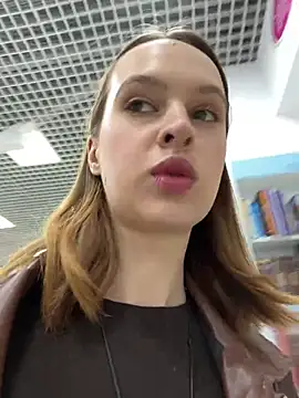 hani obsessed online show from April 7, 2026, 11:43 am