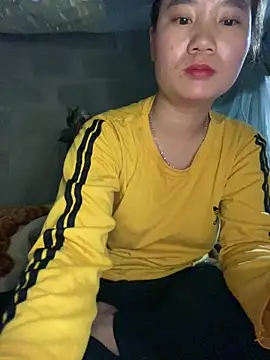 Snapshot of pitty_mymi chatting on December 22, 2025, 10:40 pm pitty mymi online show from December 22, 2025, 10:40 pm
