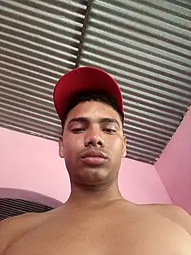 Snapshot of Max_hotsexy chatting on November 17, 2025, 3:51 pm Max hotsexy online show from November 17, 2025, 3:51 pm