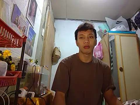 newgys online show from March 11, 2026, 8:42 am