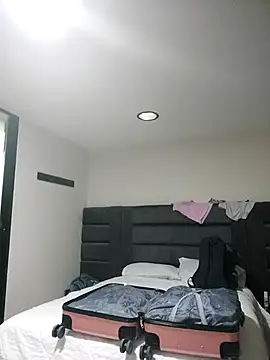 lizmy online show from February 9, 2026, 12:03 am