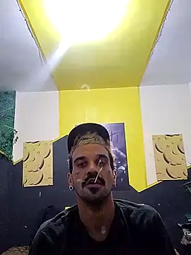 xxxbananaboy online show from April 16, 2026, 3:07 am