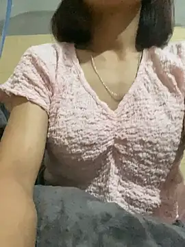 Trangbabylove online show from May 25, 2026, 1:44 am