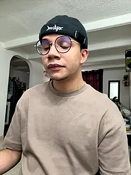 MarcoKostov online show from November 17, 2025, 10:15 pm