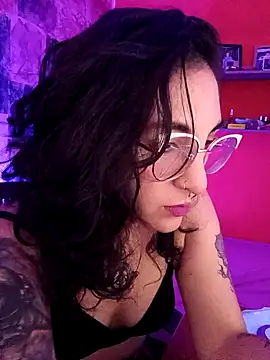 Melinerd online show from February 5, 2026, 5:28 pm