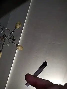 platone09 online show from December 13, 2025, 10:59 pm