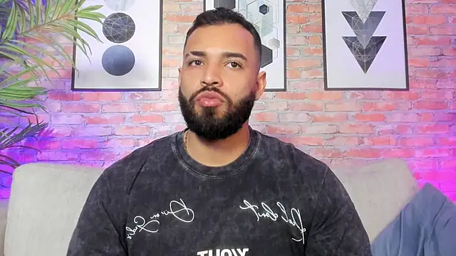 Chris Varden online show from December 15, 2025, 7:07 pm