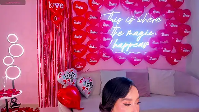 Snapshot of ZaraKafruni chatting on February 14, 2026, 4:09 am ZaraKafruni online show from February 14, 2026, 4:09 am