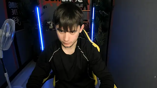 Snapshot of AlejandroEllias chatting on January 12, 2026, 6:07 am AlejandroEllias online show from January 12, 2026, 6:07 am