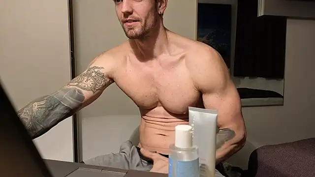 Mystery Mark online show from December 2, 2025, 7:31 pm