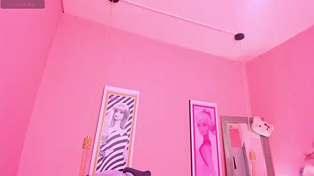 Milu carbajal x online show from March 31, 2026, 3:41 am