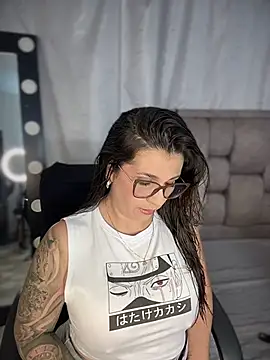 Snapshot of kaily_monroe chatting on November 26, 2025, 12:00 am kaily monroe online show from November 26, 2025, 12:00 am