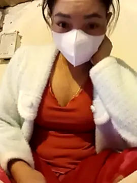  Su-Su  online show from November 21, 2025, 12:43 am