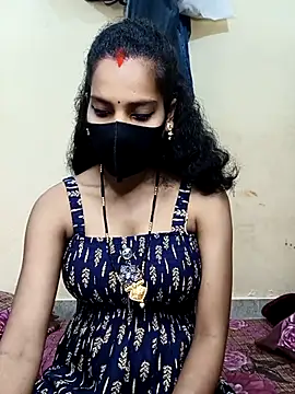 Desi Hot Queen online show from December 3, 2025, 3:47 am