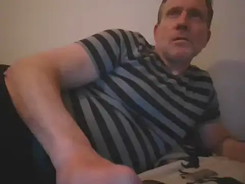 JonnaCD online show from December 7, 2024, 4:42 am