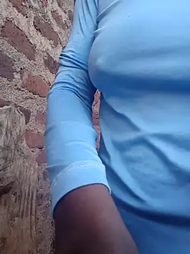 honeypot224 online show from November 18, 2025, 4:06 am