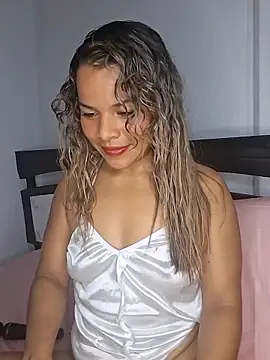 Snapshot of pamela_Tiny chatting on February 23, 2026, 2:31 am pamela Tiny online show from February 23, 2026, 2:31 am