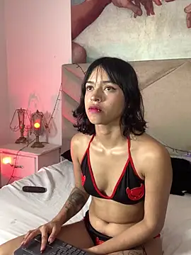 LiilithStonne online show from January 19, 2026, 1:04 pm