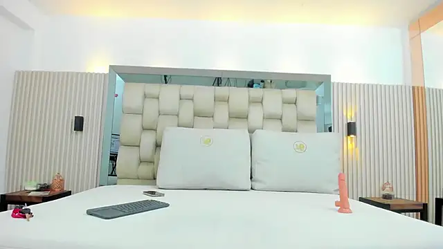 noah pariss online show from December 22, 2025, 11:29 am