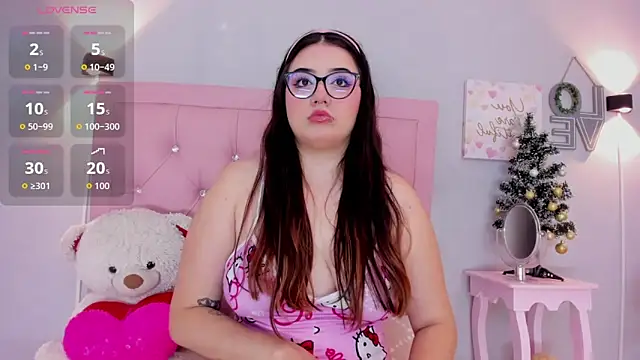 Snapshot of Violeta_Morgan_ chatting on November 18, 2025, 12:09 pm Violeta Morgan online show from November 18, 2025, 12:09 pm