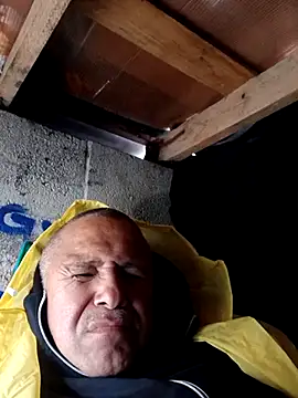 Snapshot of GIRTHMAN2000 chatting on November 20, 2025, 10:53 pm GIRTHMAN2000 online show from November 20, 2025, 10:53 pm