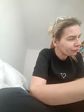 NaughtyClaudia  online show from February 24, 2026, 10:24 am