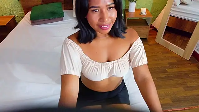 Secrett desiree online show from March 19, 2026, 3:10 am