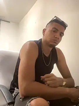 lester rose online show from November 19, 2025, 4:51 pm