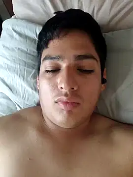 Snapshot of matyhorse45power chatting on November 16, 2025, 8:25 pm matyhorse45power online show from November 16, 2025, 8:25 pm