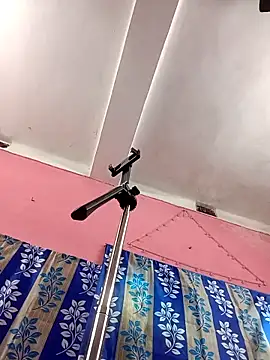 Snapshot of Heaven-2- chatting on November 18, 2025, 4:50 am Heaven-2- online show from November 18, 2025, 4:50 am