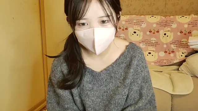 Nemu chan  online show from December 19, 2025, 10:06 pm