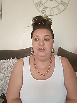 Nova-WiseX online show from December 2, 2025, 11:37 am