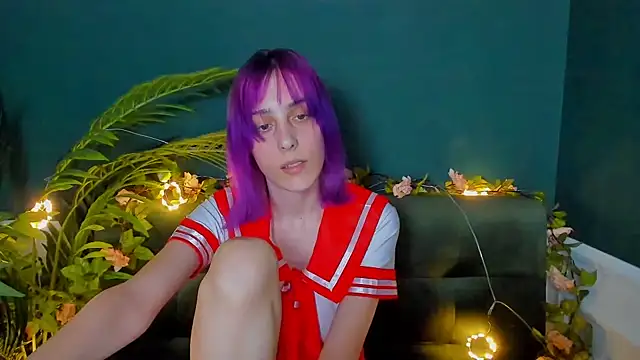 MiilaGlow online show from March 26, 2026, 2:11 pm