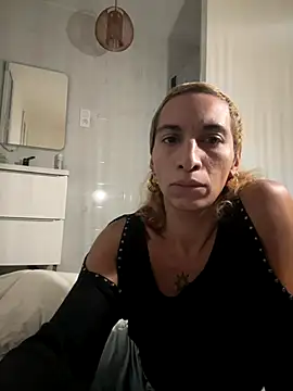 zinalastar online show from November 23, 2025, 6:19 pm