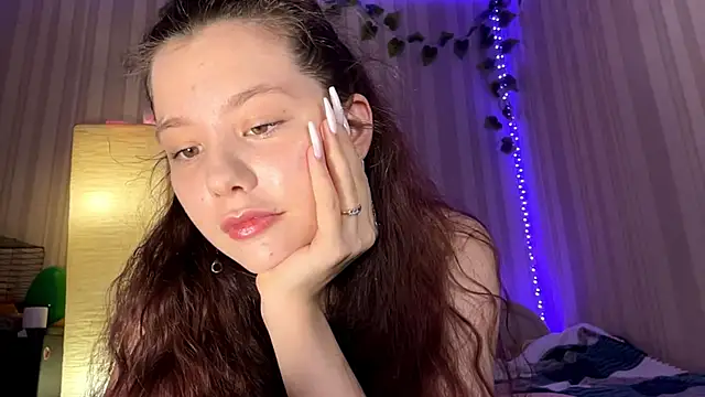 CutieSlim online show from February 25, 2026, 12:04 pm