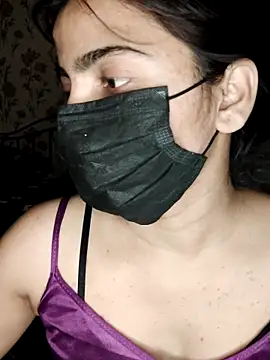 horneypussy007 online show from April 29, 2026, 6:58 pm