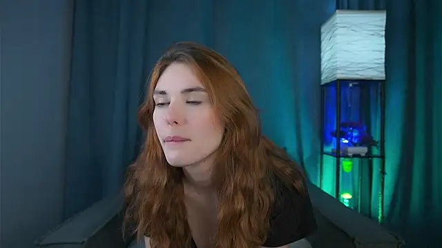 foxy cute4you online show from November 23, 2025, 6:08 pm