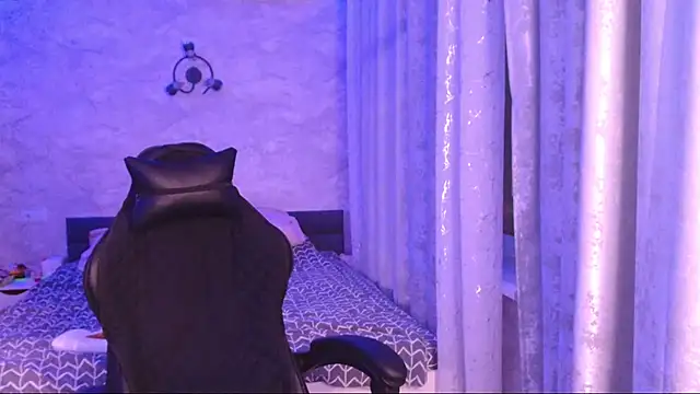  Honey sunset  online show from February 19, 2026, 6:15 pm