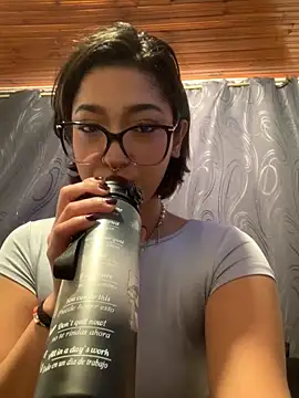 Snapshot of LilithMonette chatting on March 8, 2026, 7:06 pm LilithMonette online show from March 8, 2026, 7:06 pm