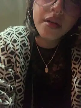 Snapshot of LilithMonette chatting on April 11, 2026, 2:16 am LilithMonette online show from April 11, 2026, 2:16 am