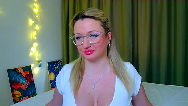 MilaLove   online show from November 20, 2025, 11:43 am