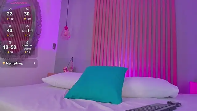 Snapshot of nicolesteele_ chatting on November 26, 2025, 7:37 pm nicolesteele online show from November 26, 2025, 7:37 pm