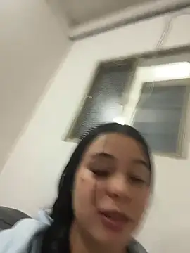 Katherinesweett  online show from November 27, 2025, 8:44 pm