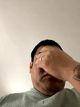 Pelotas2000 online show from December 3, 2025, 5:44 pm