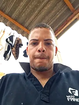 Snapshot of CLARO123F chatting on November 18, 2025, 11:58 am CLARO123F online show from November 18, 2025, 11:58 am