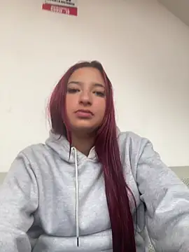 Snapshot of vallolet_rose69 chatting on March 19, 2026, 1:26 pm vallolet rose69 online show from March 19, 2026, 1:26 pm